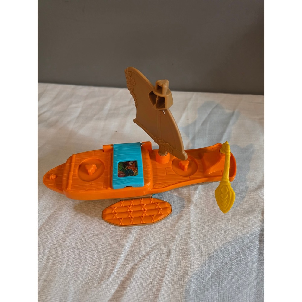 Disney Moana Ocean Adventure Boat Playset Outrigger Canoe Toy with Sail Oar